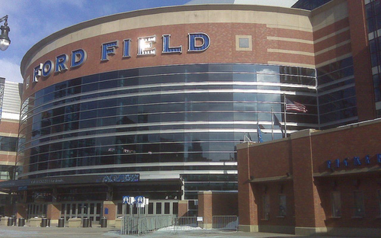 Detroit Lions will check out fan-less Ford Field before season opens